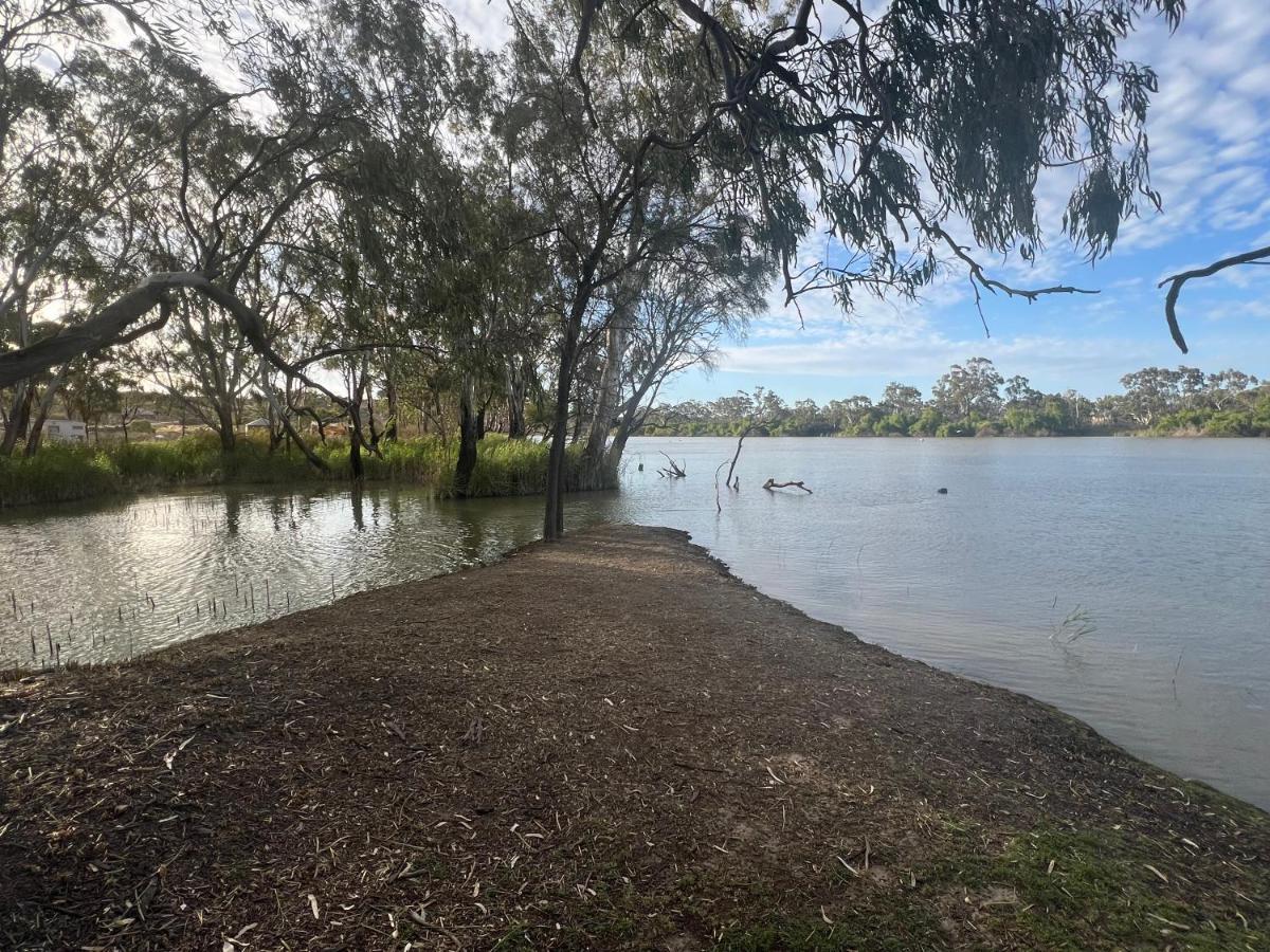 Lake Bywater Cottage Walker Flat المظهر الخارجي الصورة