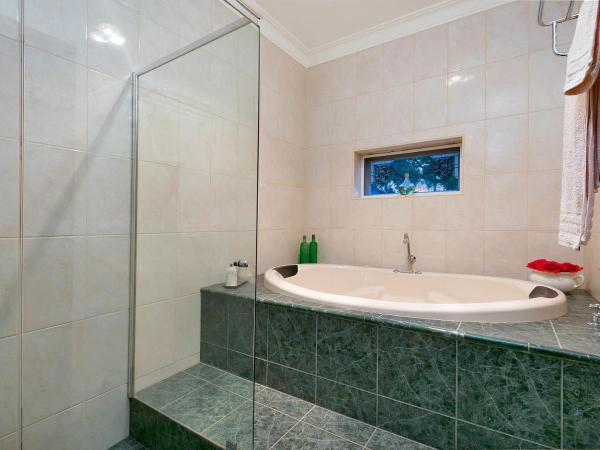 Lake Bywater Cottage Walker Flat المظهر الخارجي الصورة