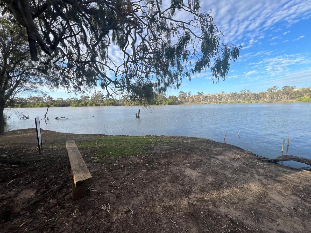 Lake Bywater Cottage Walker Flat المظهر الخارجي الصورة